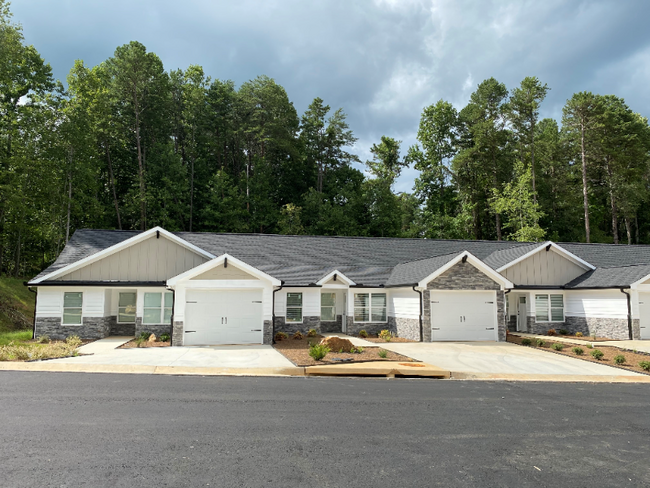 Building Photo - 404 Brookstone Dr
