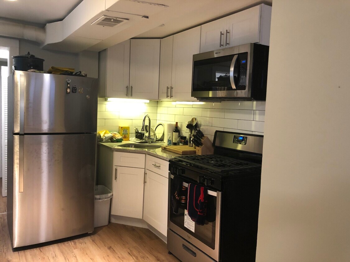 1953 W Leland Ave Unit GN, Chicago, IL 60640 Condo for Rent in