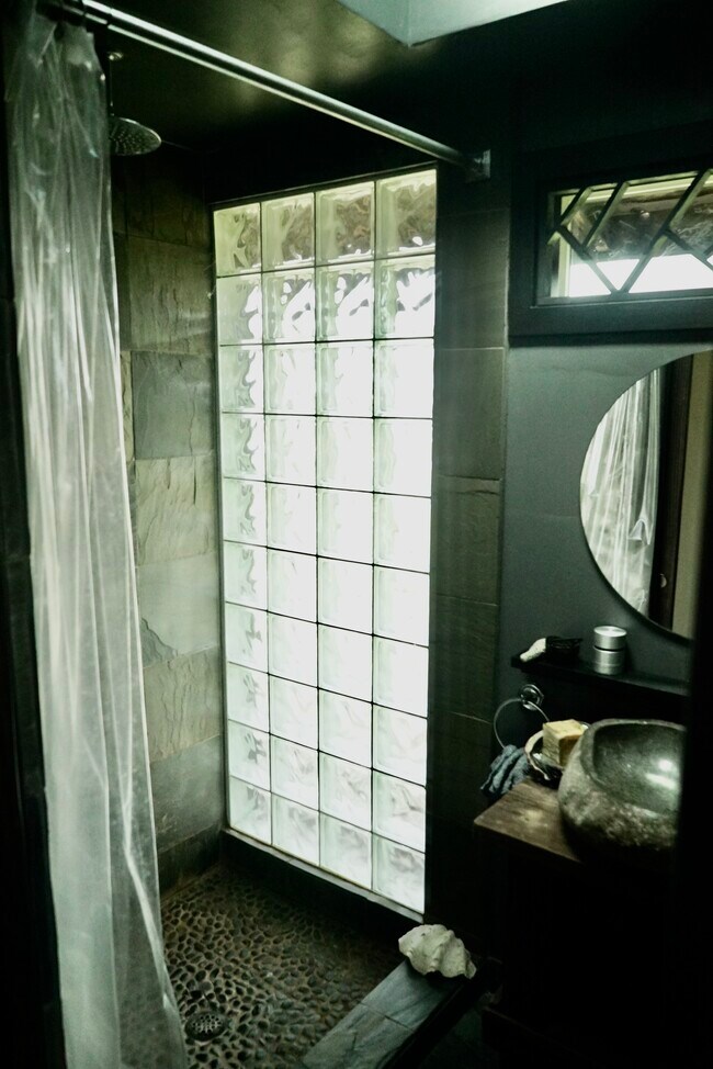 Foto del edificio - 2077 Stagecoach Canyon Rd