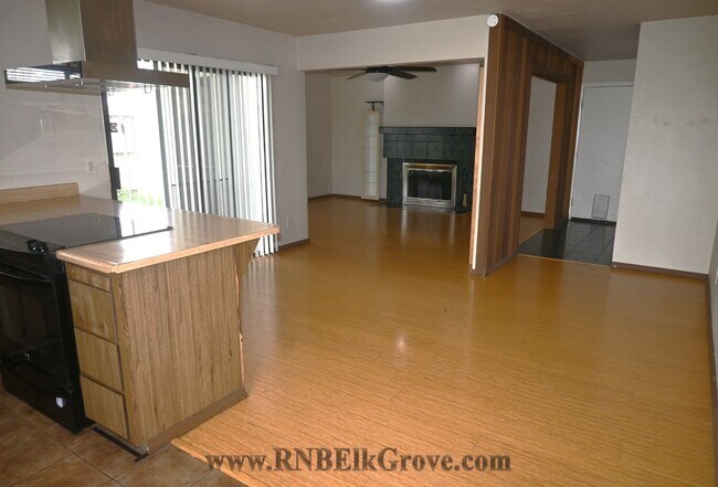 Foto del edificio - Resident Benefit Package Property