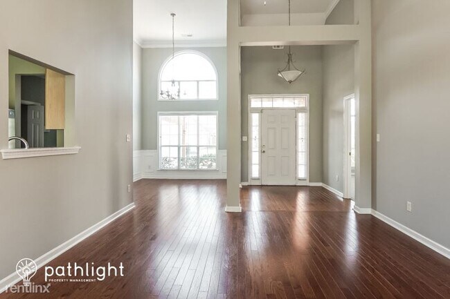 Foto del edificio - 3 br, 2 bath House - 233 Bentmoor Lane UNIT