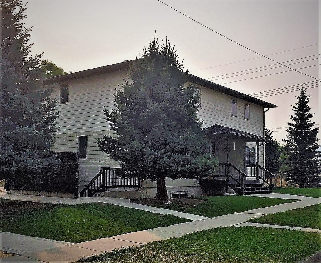 1302 Phoenix Ave, Helena, MT 59601 Apartments in Helena, MT