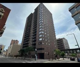 Building Photo - 26 W 10th St