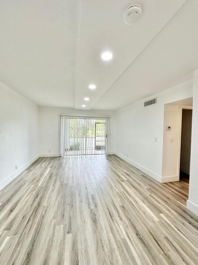 Foto del edificio - 610 NW 13th St