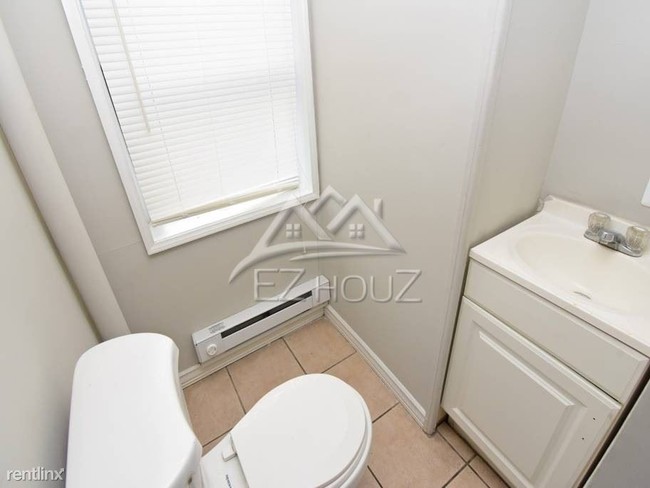 Foto del edificio - 4 br, 2 bath House - 315 Diamond Street