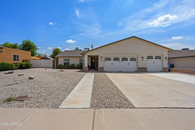 Building Photo - 5401 E Beck Ln