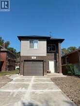 Building Photo - 912 Hall Ave