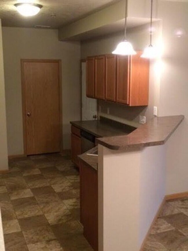 Foto del edificio - 3 Bedroom Condo!