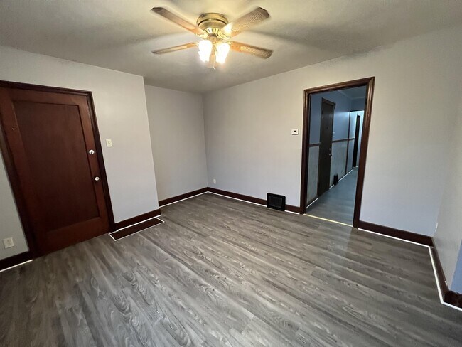Foto del edificio - 487 25th St