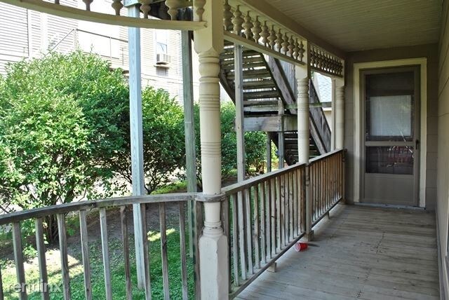 Building Photo - 3 br, 1 bath Apartment - 909 Mary 2