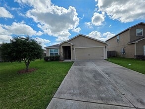 Building Photo - 723 Crystal Lakes Dr