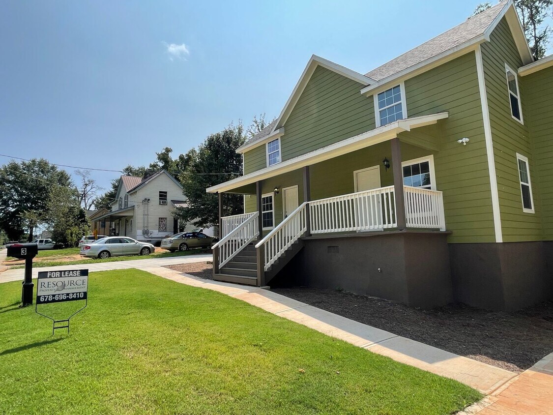 Primary Photo - 3 Bedroom Duplex in Gainesville