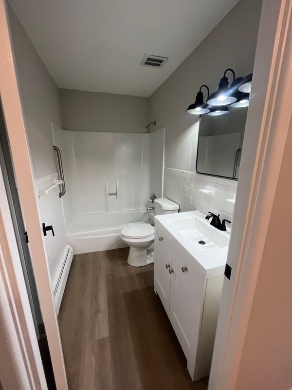 Foto del edificio - 79 Beths Ave