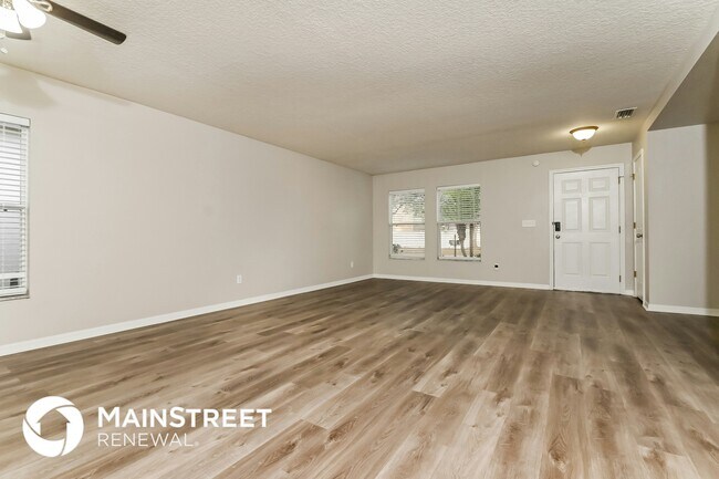 Building Photo - 310 Crichton St