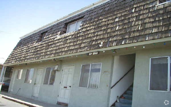 Primary Photo - Country Squire Mobile Estates -5.71 acres