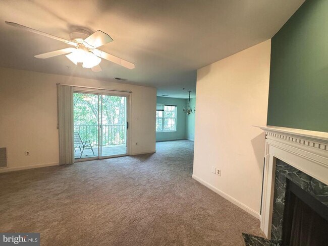 Foto del edificio - 9151 Gracious End Ct