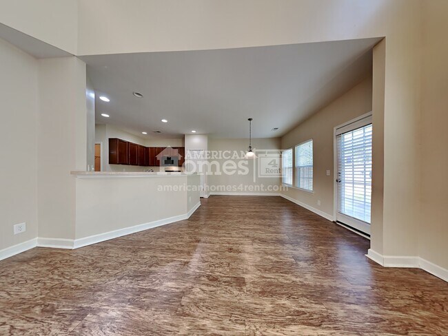 Foto del edificio - 226 Maywood Drive