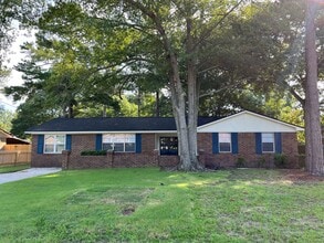 Building Photo - 4120 Englewood Dr