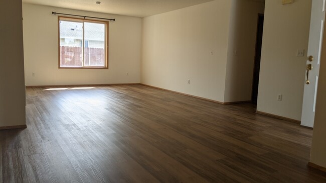 Living Room - 17003 NE 20th St