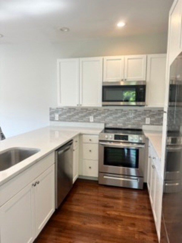Foto principal - 104 Sunnybrook Dr