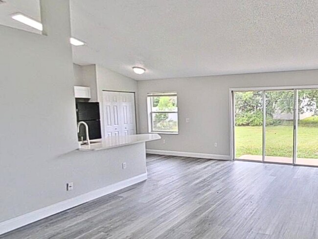 Building Photo - Beautiful 3 Bedroom Indian Trails Home!