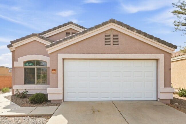 Building Photo - 12501 W Mandalay Ln