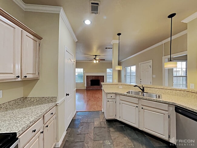 Building Photo - 4116 Kingsferry Dr