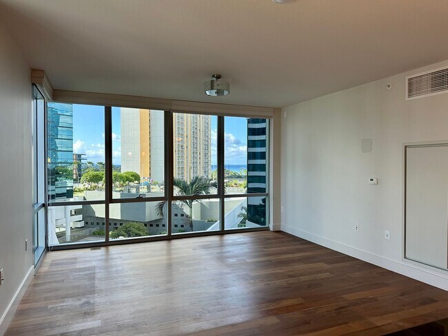 Foto del edificio - Waihonua at Kewalo 3BR/2BA/2PK