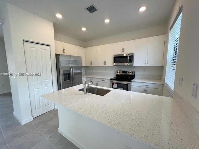 Foto del edificio - 24576 SW 119th Pl