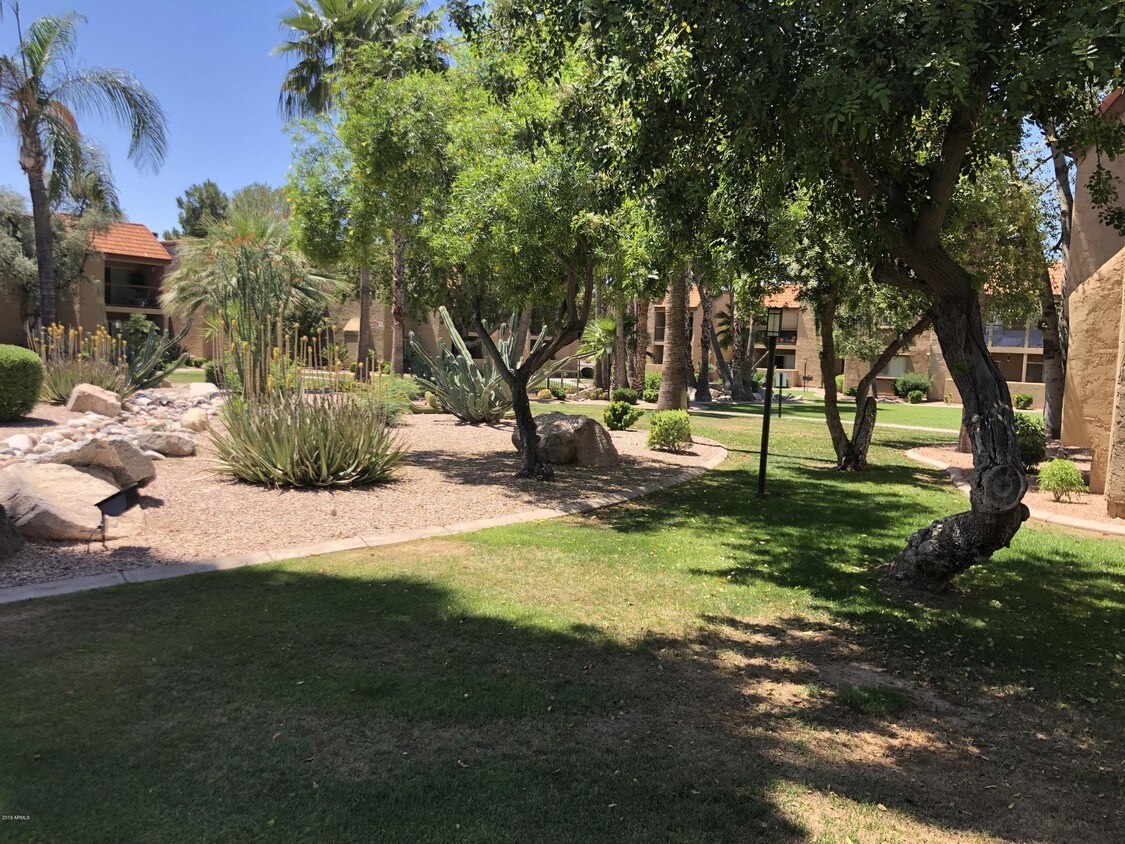 8256 E Arabian Trail Unit 127, Scottsdale, AZ 85258 Apartment for