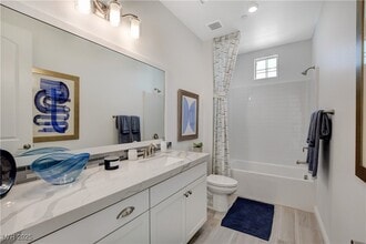 Building Photo - 1075 N Water St