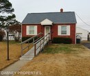 Primary Photo - 3208 Emporia St