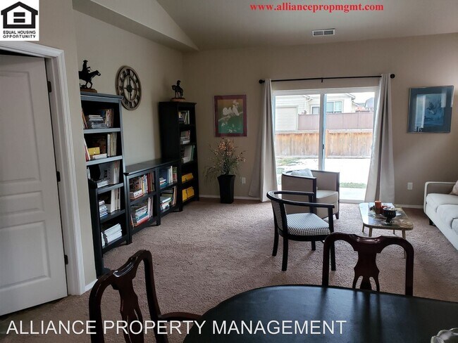 Foto del edificio - 3 br, 2 bath House - 244 Bull Frog Drive