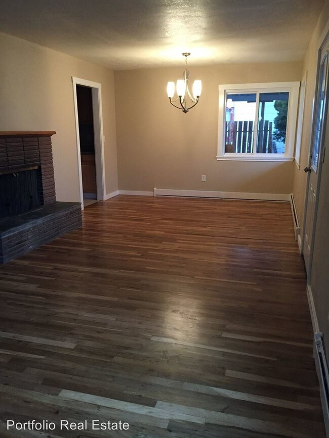 Foto del edificio - 4 br, 2 bath House - 517 Ash St