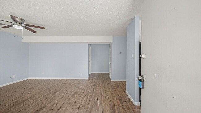 Foto del edificio - 12033 18th St