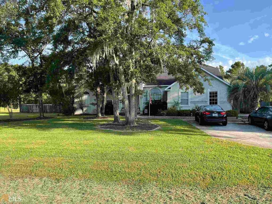 655 Bristol Hammock Cir, Kingsland, GA 31548 House Rental in