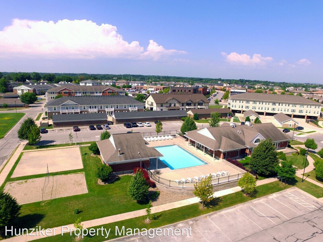 Building Photo - 2 br, 2 bath House - 2435 Aspen #105