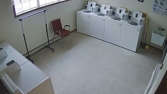 on site laundry room - 840 Weinert Rd