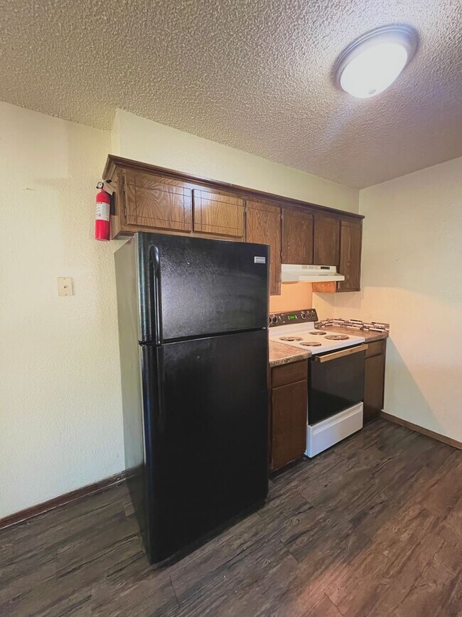 Foto del edificio - 1016 Acacia Cir