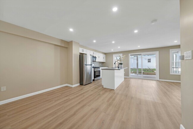 Foto del edificio - 171 Van Horne St