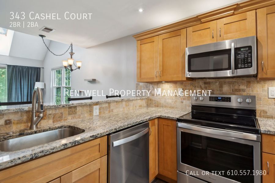 Photo - 343 Cashel Court-