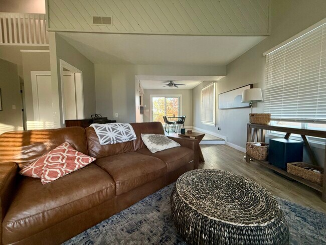 Foto del edificio - 2305 S 165th St