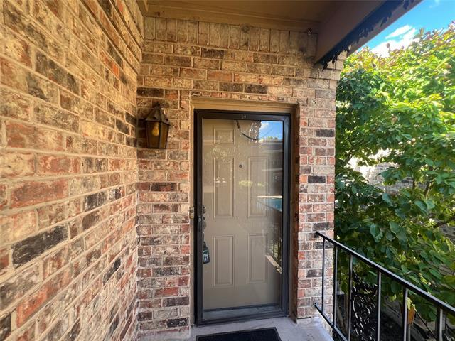 Foto principal - 4405 Bellaire Dr S