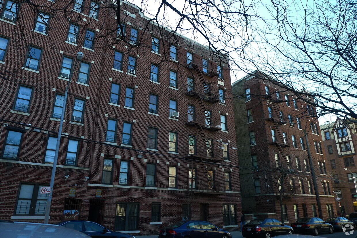 412830 Carpenter Ave, Bronx, NY 10466 412830 Carpenter Ave Bronx