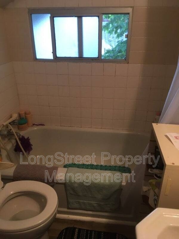 Foto del edificio - 722 NW 11th St