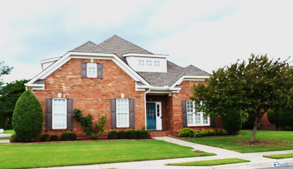 Primary Photo - 3015 Willow Trace Cir