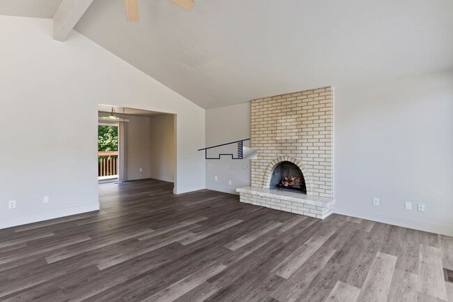 Building Photo - 3217 N 100 W