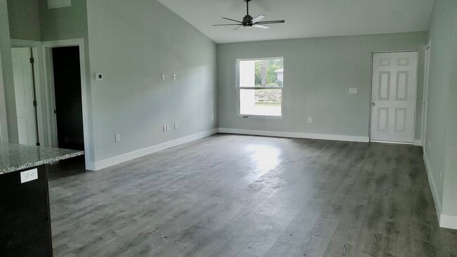 Living room - 2940 Sarletto St