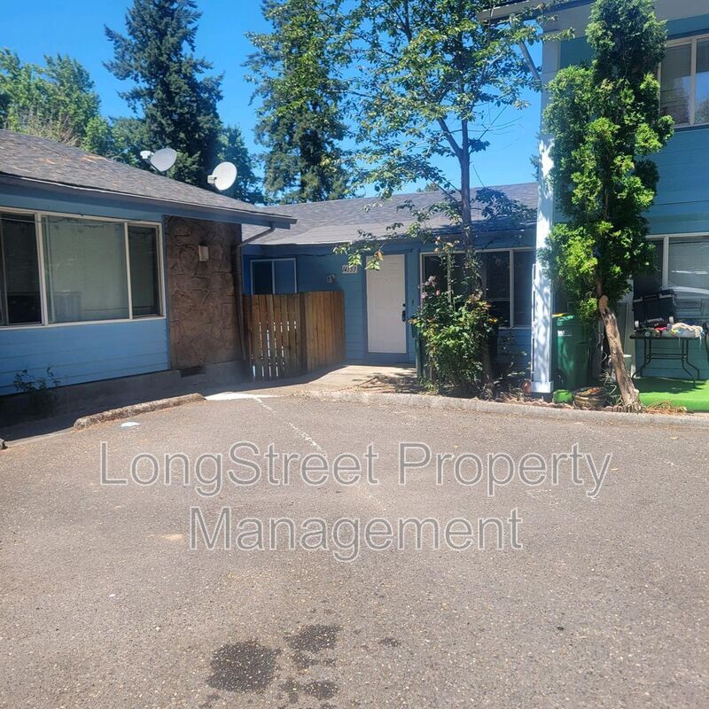 Primary Photo - 14157 SW Allen Blvd