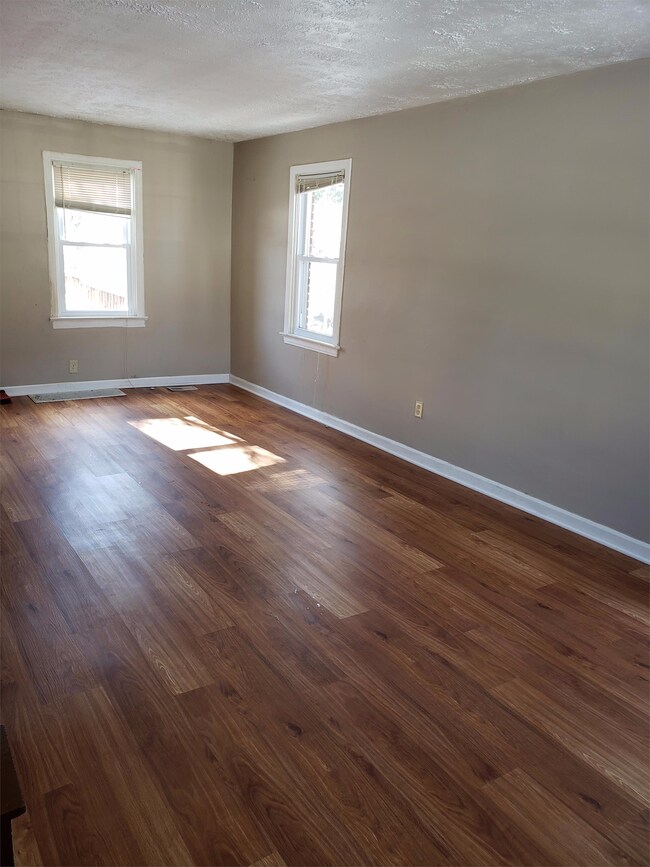 Foto del edificio - 1323 Woodland Ave SE